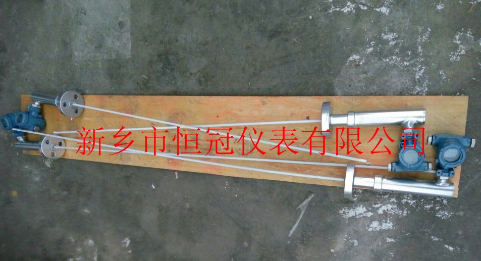 廣西省訂制的高壓內(nèi)插式液位計(jì)已發(fā)貨，趙經(jīng)理您保持手機(jī)暢通，以方便接收