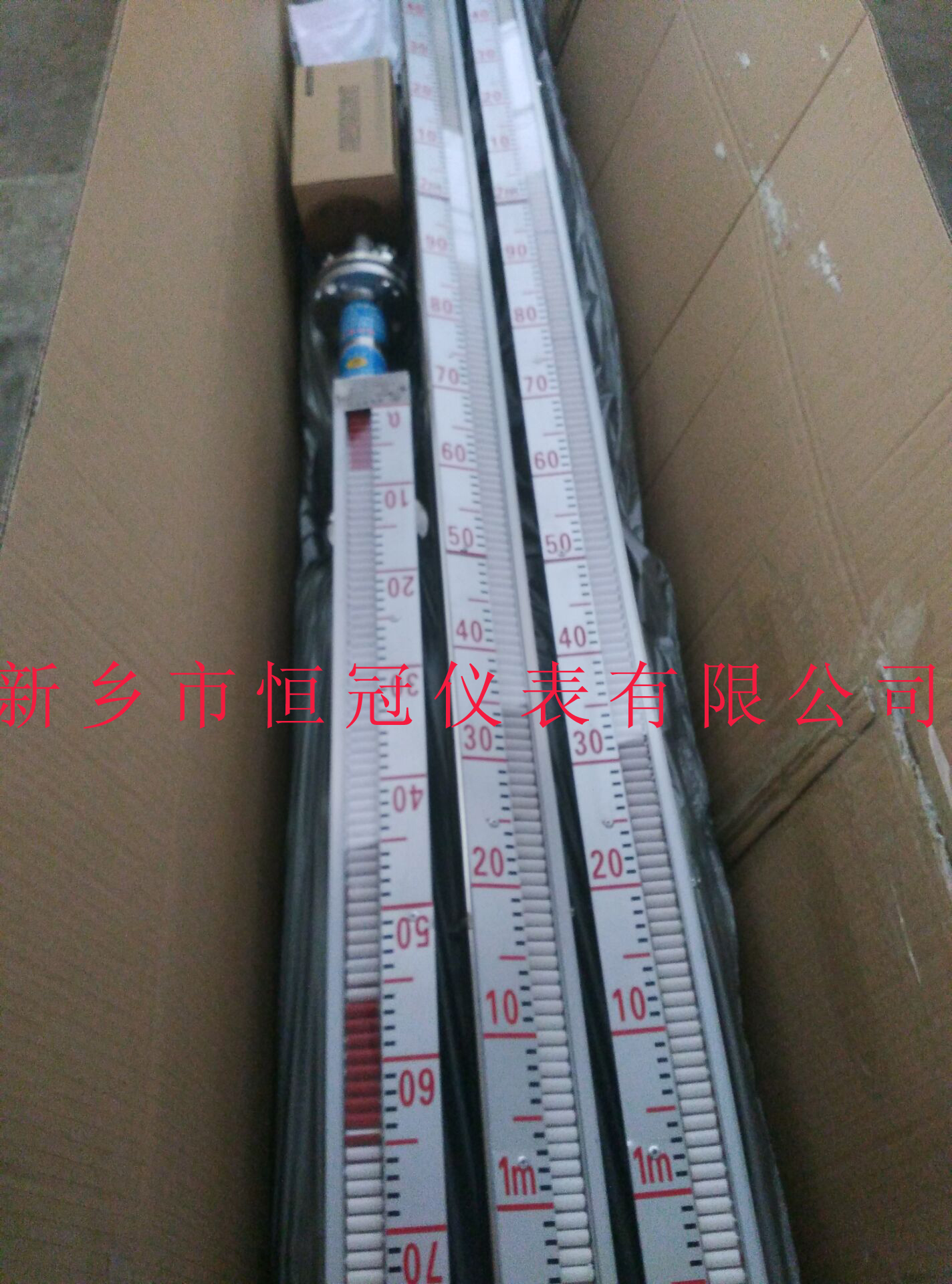 大連訂制的磁性翻板式液位計(jì)已發(fā)貨，李經(jīng)理您保持手機(jī)暢通，以方便接收